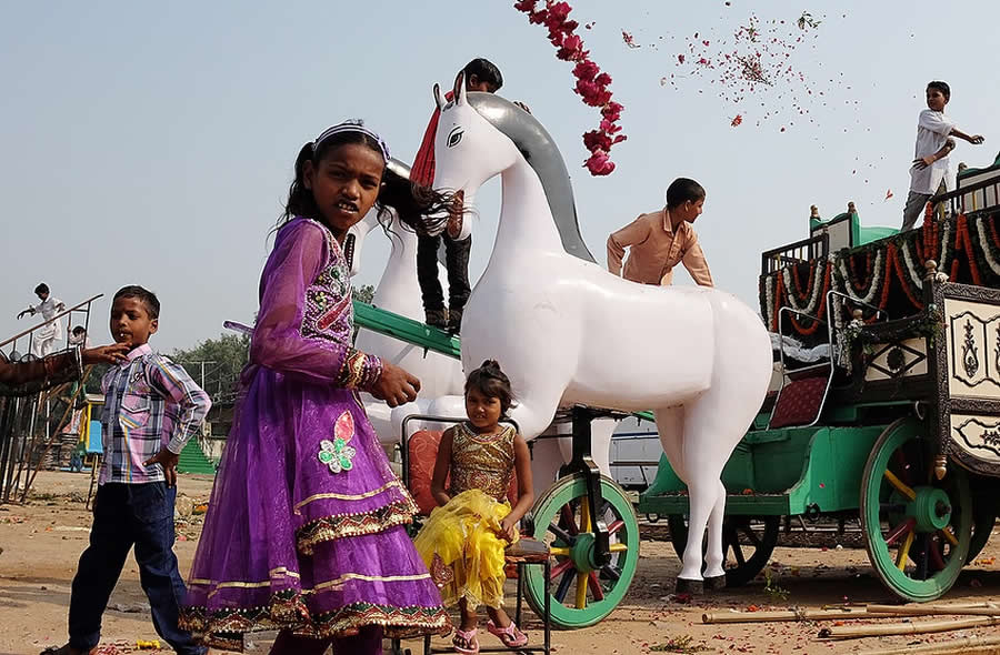 Simple Scene into a Powerful Visual Story by Vineet Vohra