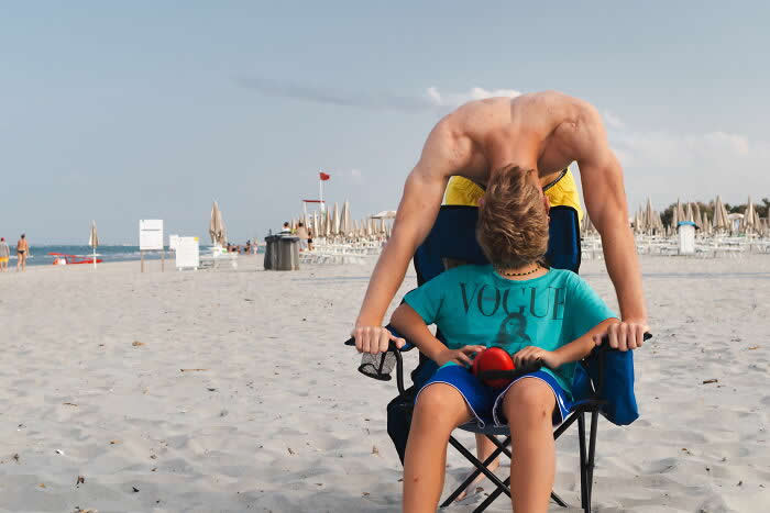 Perfectly Timed Street Photos by Luca Regoli