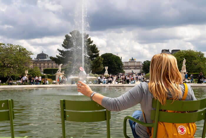 Perfectly Timed Street Photos by Luca Regoli