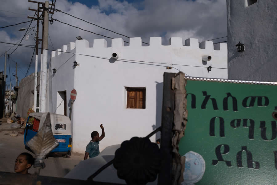 Street Phootography of Ethiopia by Sebastian Piatek