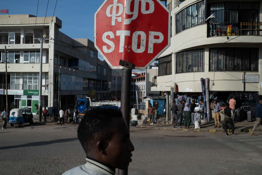 Street Phootography of Ethiopia by Sebastian Piatek