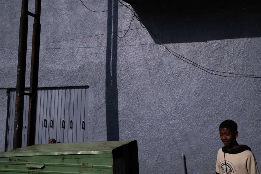 Street Phootography of Ethiopia by Sebastian Piatek