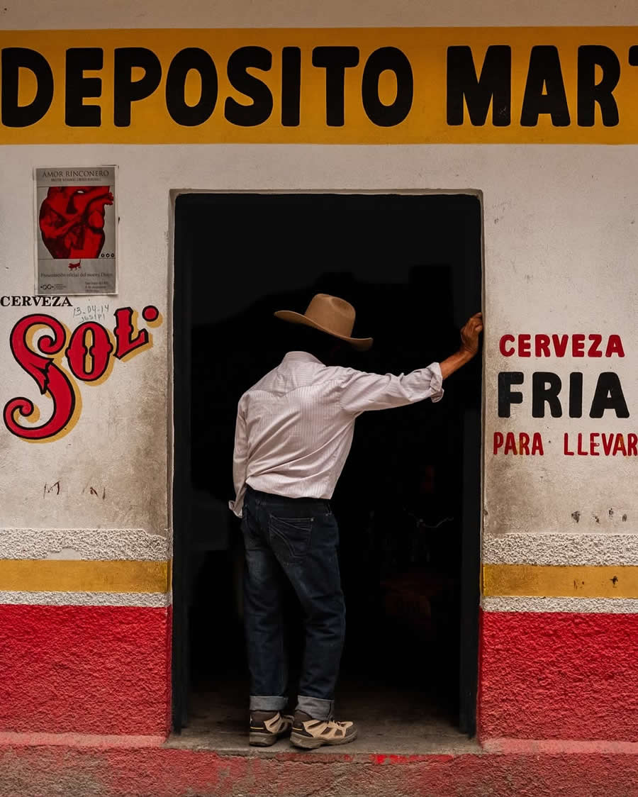 Street Photography by Noel Rojo