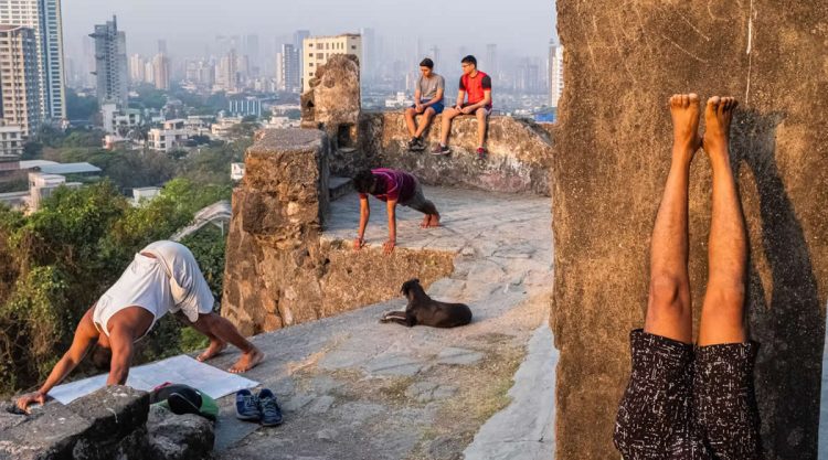 Indian Street Photography by Suresh Naganathan