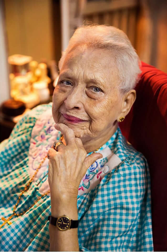  Beauty and Strength of Older Women by Mihaela Noroc
