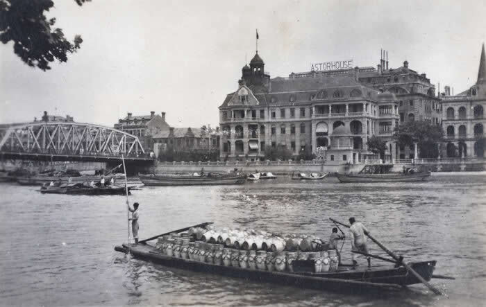 Timeless Photos That Show the World as It Was 100 Years Ago