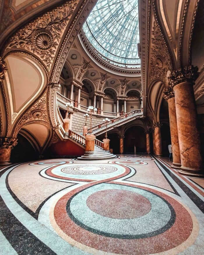 Architectural Designs That Elevate Urban Landscapes into Art