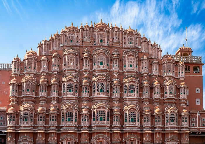 Architectural Designs That Elevate Urban Landscapes into Art