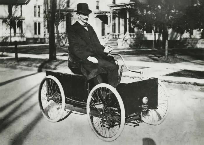 Historic Photos That Tell the Story of American Life
