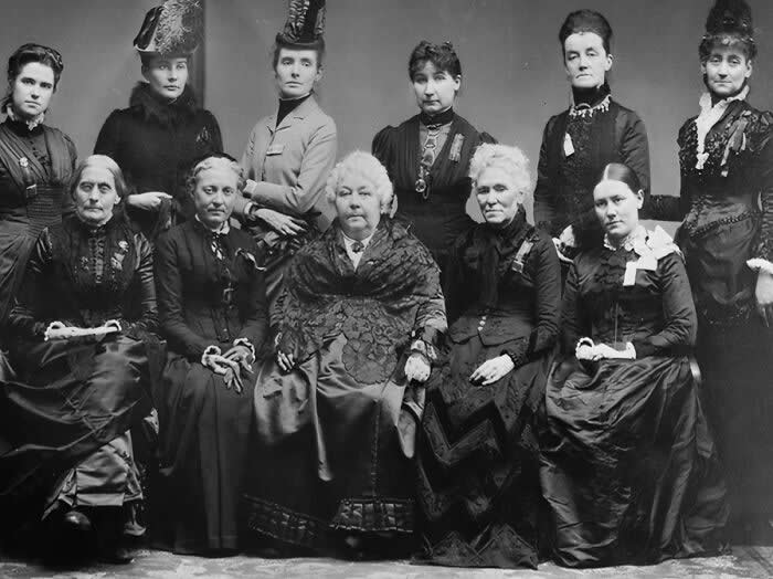Historic Photos That Tell the Story of American Life