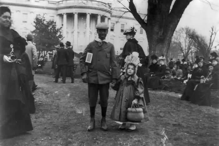 Historic Photos That Tell the Story of American Life
