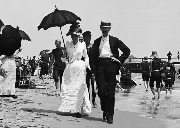 Historic Photos That Tell the Story of American Life