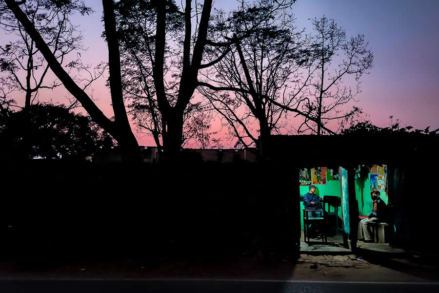 Indian Street Photography by Ayanava Sil