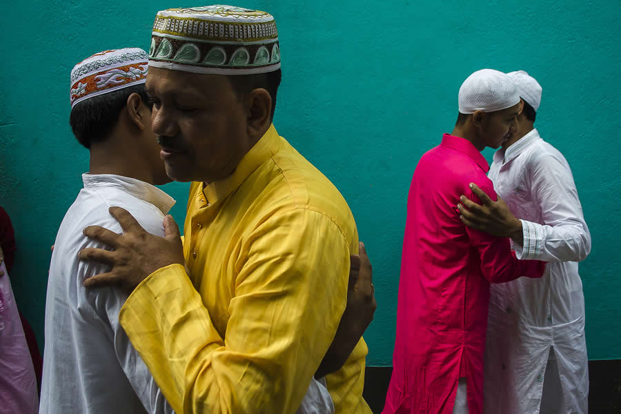 Indian Street Photography by Ayanava Sil