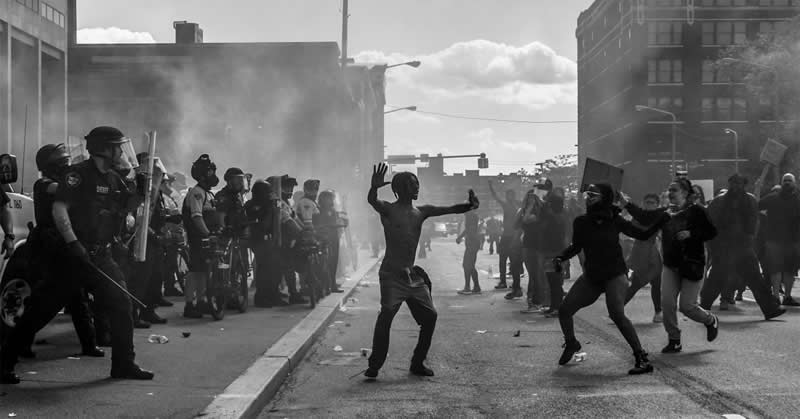 2025 Monovisions Black and White Photography Awards
