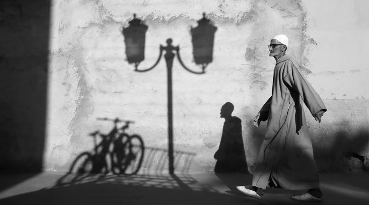 Art of Perfect Composition in Black and White Street Photography