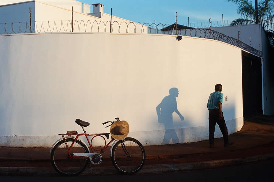 Street Photography by Gustavo Minas