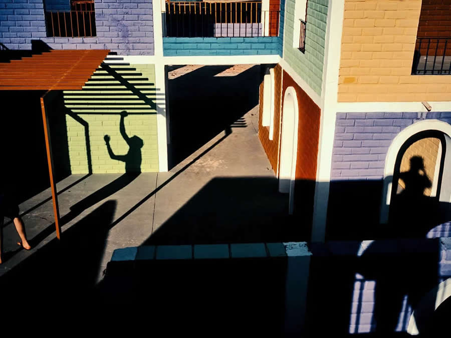 Street Photography by Gustavo Minas