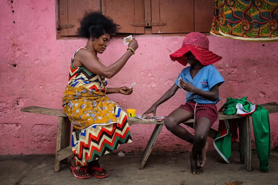 Street Photography by Maude Bardet