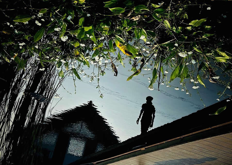 Indonesia Street Photography by Nikodemus Widjaja