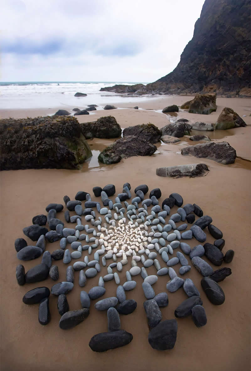 Ephemeral Land Art Masterpieces by Jon Foreman