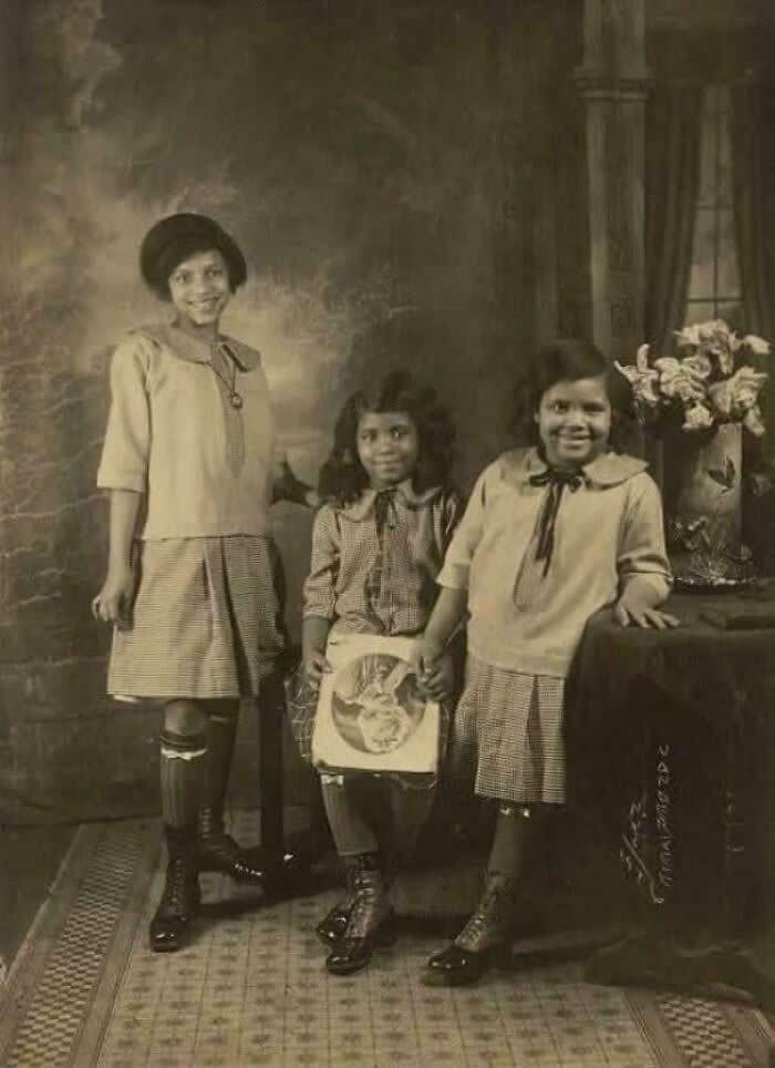 Fascinating Historical Photos That Reveal Daily Life