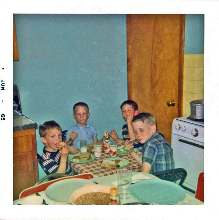 Fascinating Historical Photos That Reveal Daily Life