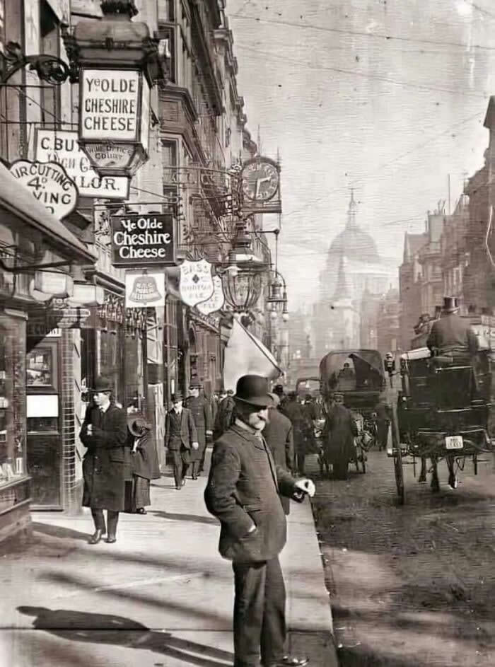 Fascinating Historical Photos That Reveal Daily Life