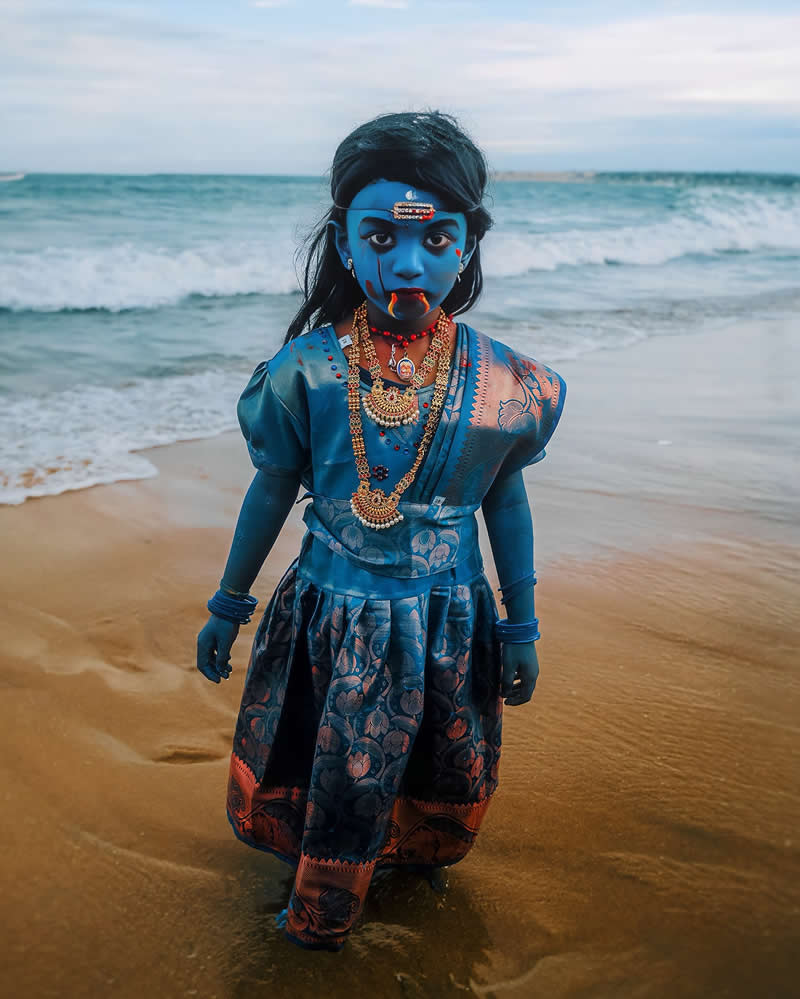 Powerful Portraits of Kulasai Dasara Festival in Tamil Nadu by Ganesh Vanare
