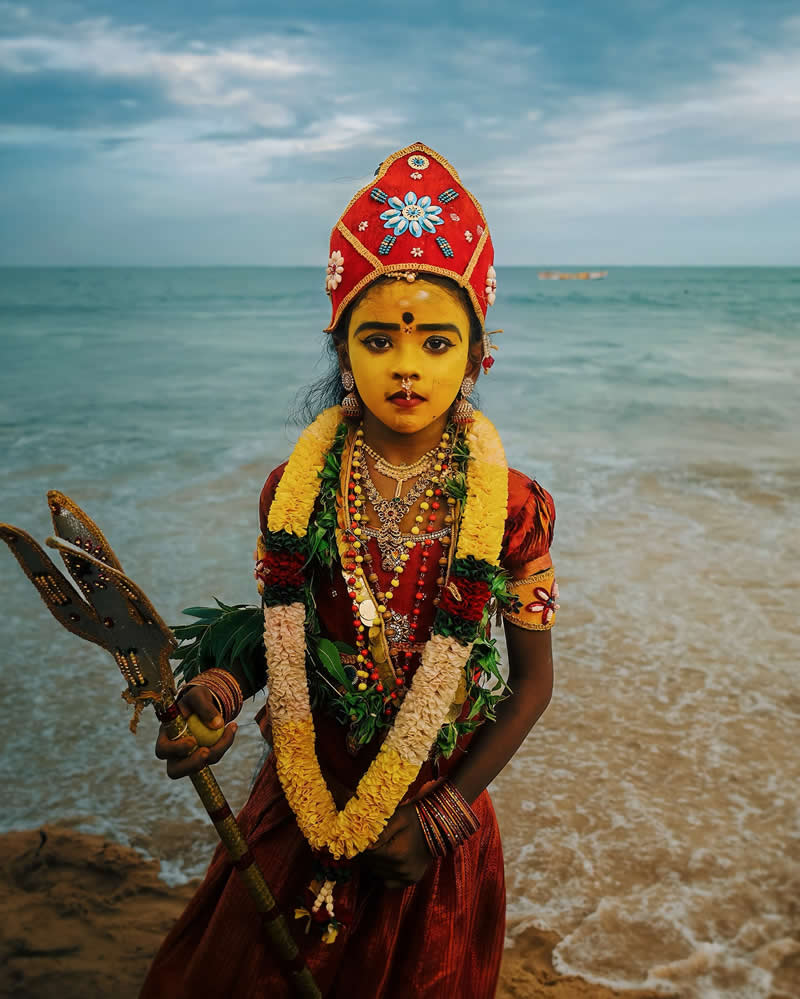 Powerful Portraits of Kulasai Dasara Festival in Tamil Nadu by Ganesh Vanare