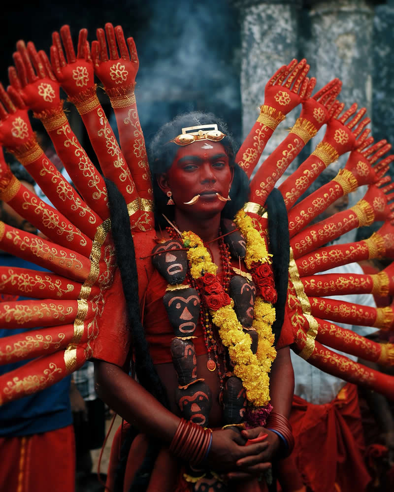 Powerful Portraits of Kulasai Dasara Festival in Tamil Nadu by Ganesh Vanare