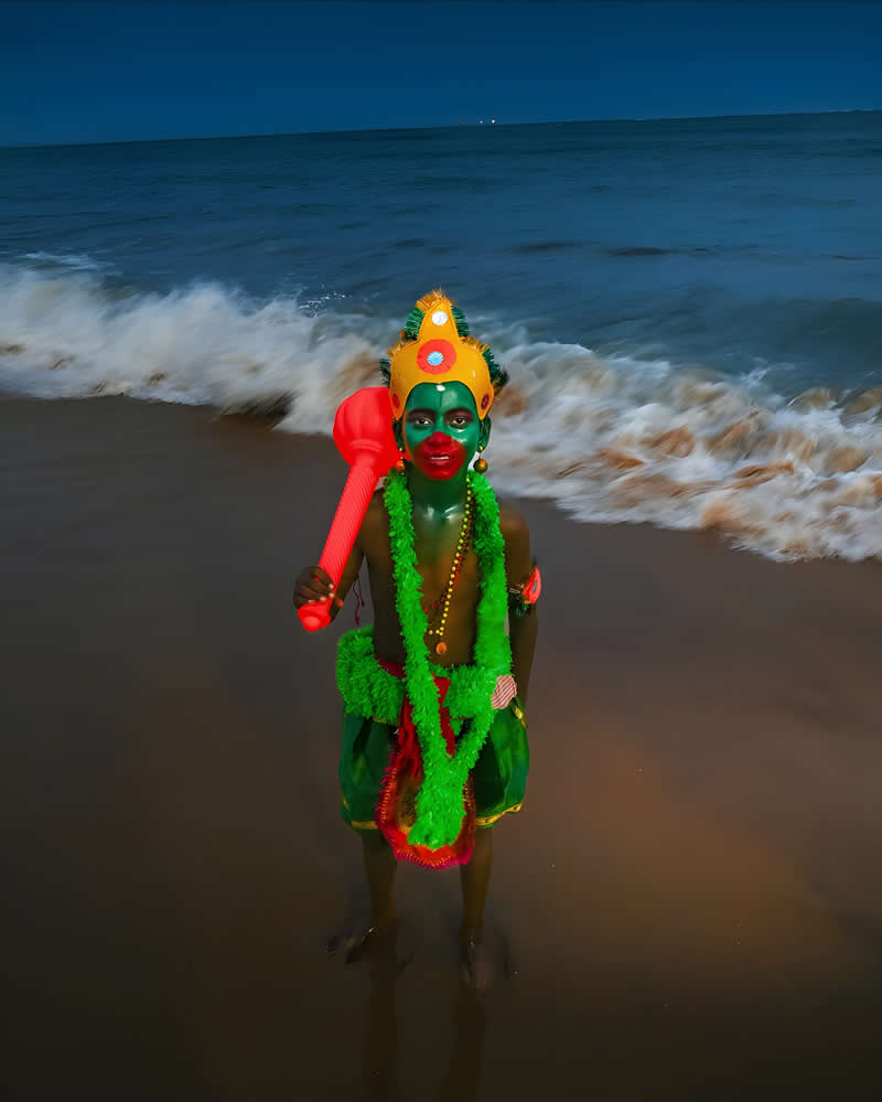 Powerful Portraits of Kulasai Dasara Festival in Tamil Nadu by Ganesh Vanare
