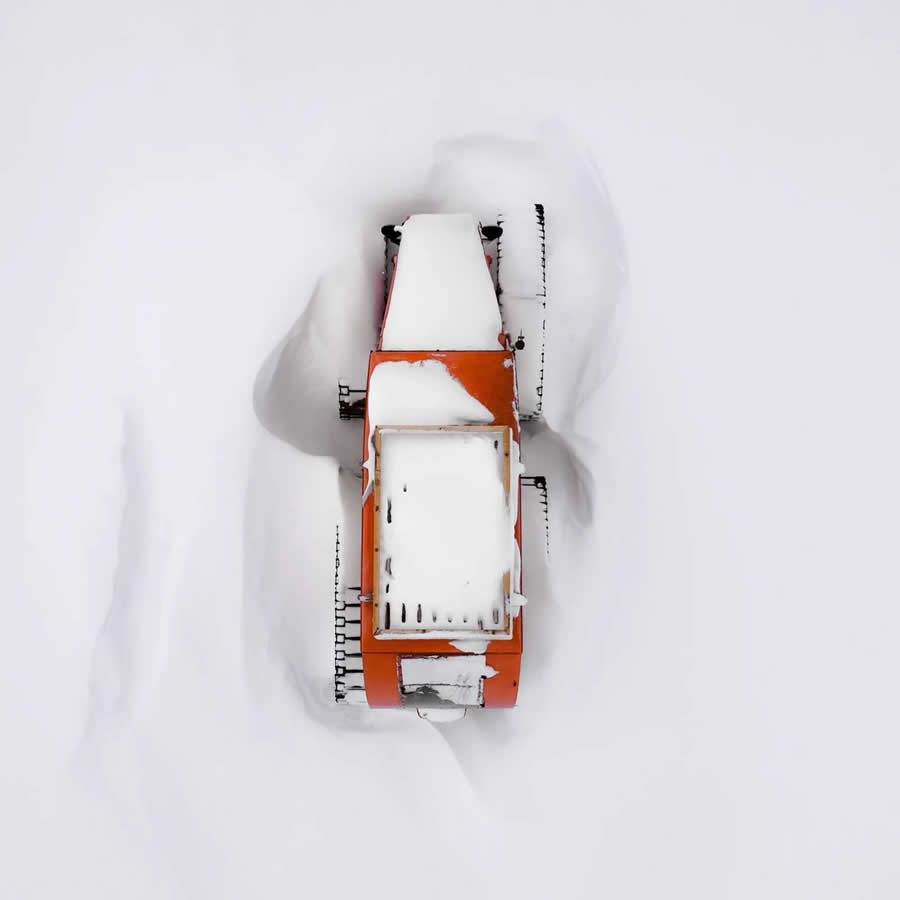 Aerial Winning Photos From The 2025 Minimalist Photography Awards