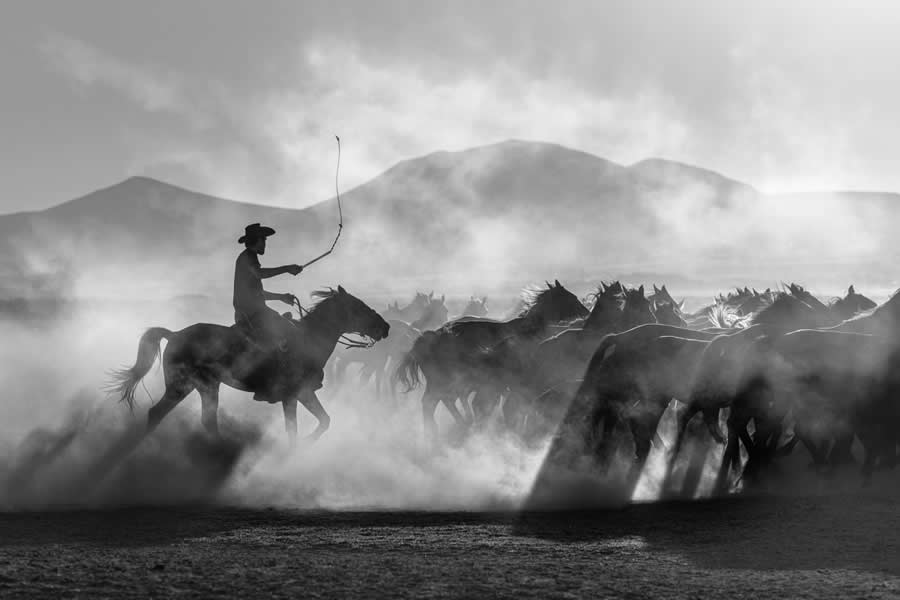 2025 Monovisions Street Photography Awards
