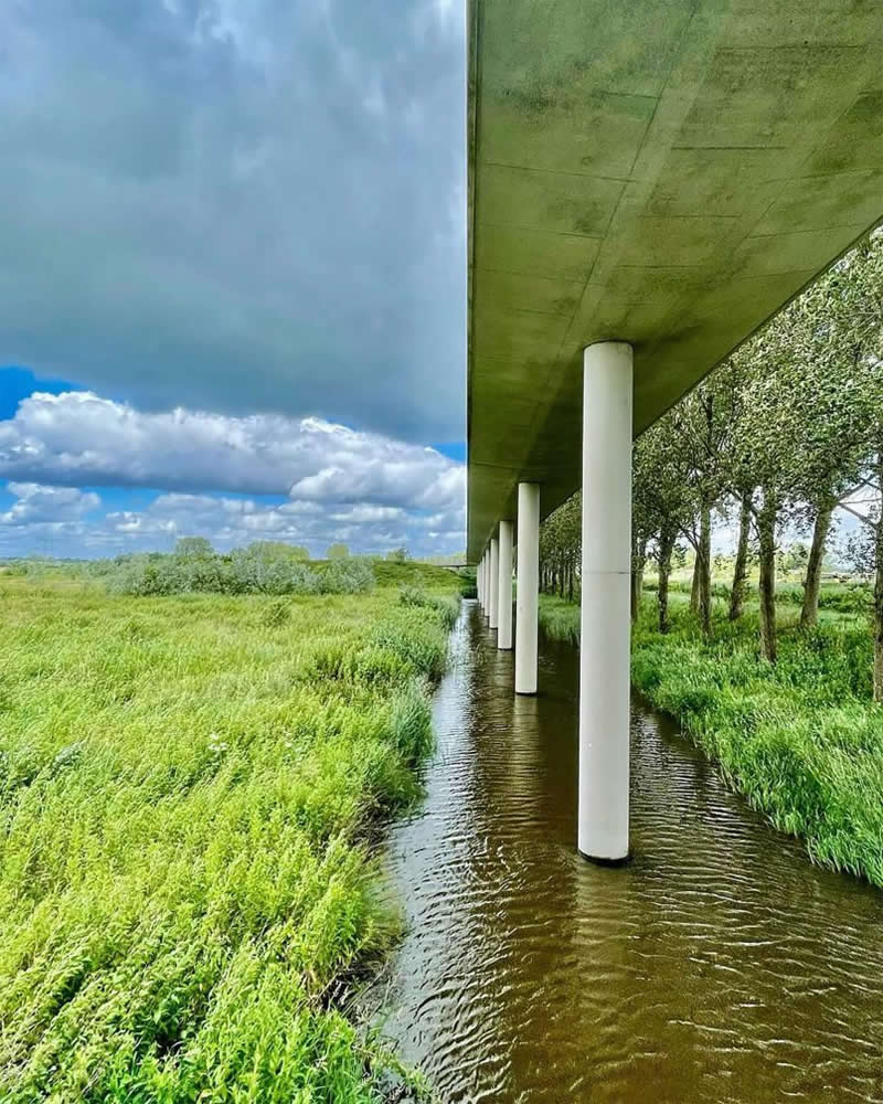 Playful Split View Photos by Rob Hoeijmakers