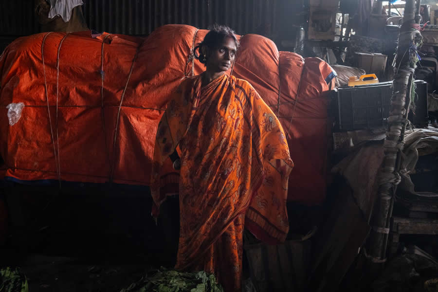 Inspiring Street Photography by Ora Buerkli