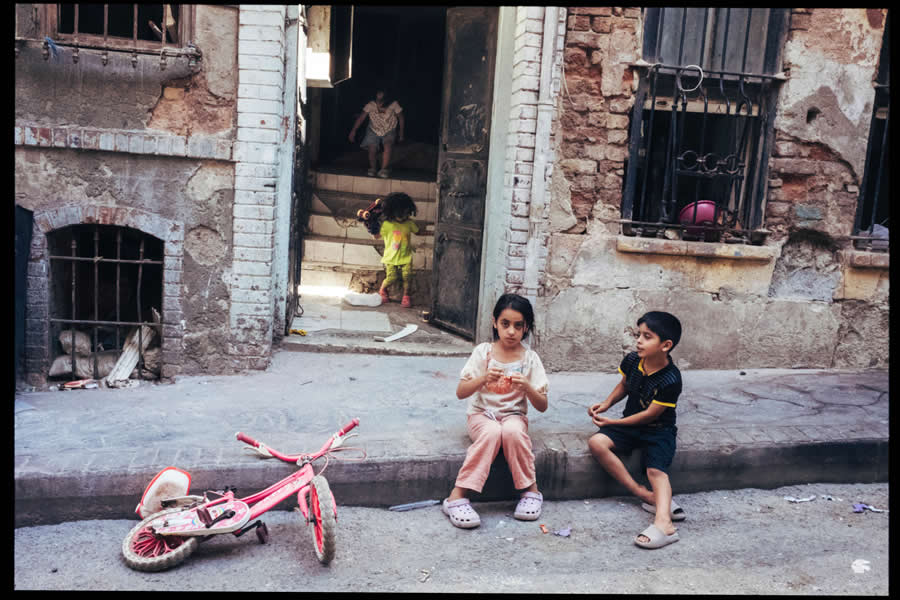 Turkey Street Photography by Yusuf Aksoy