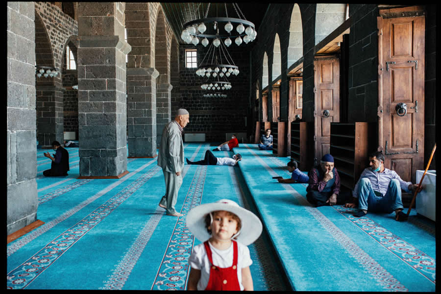 Turkey Street Photography by Yusuf Aksoy