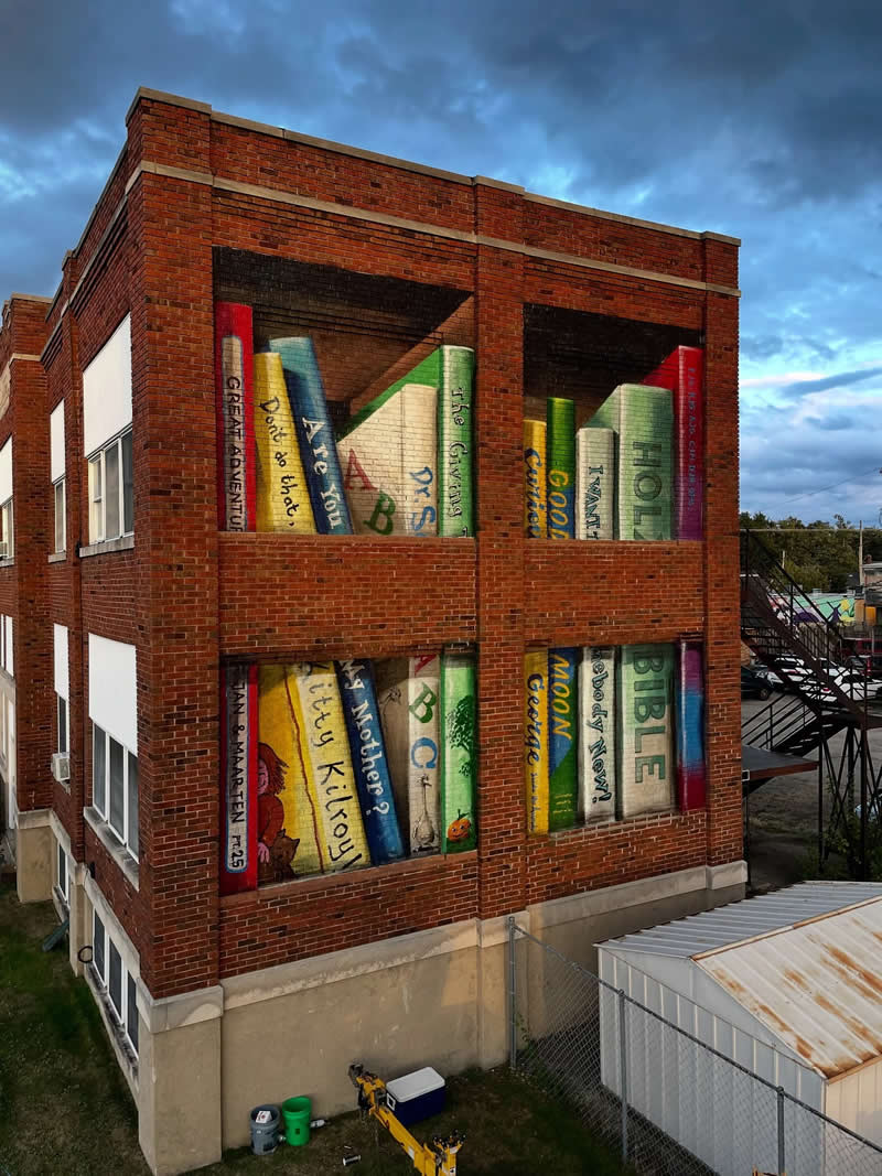Stunning Mural Art of Walls by Dutch Artist Jan Is De Man