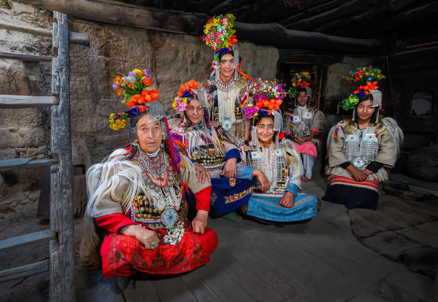 Indian Travel and Documentary Photography by Happy Mukherjee