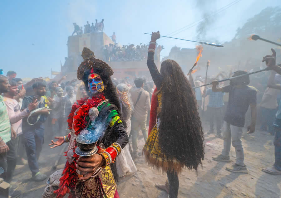 Indian Travel and Documentary Photography by Happy Mukherjee