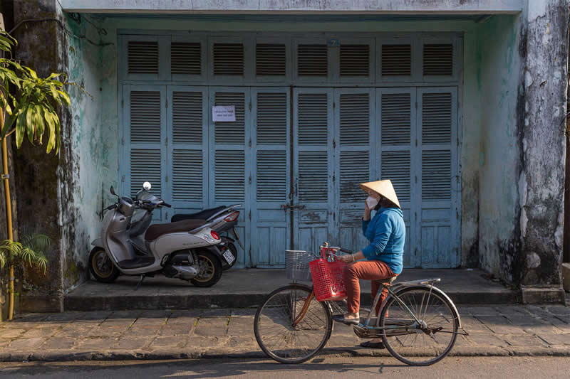Beautiful Photos That Reveal the Spirit of Vietnam by Julian Elliott