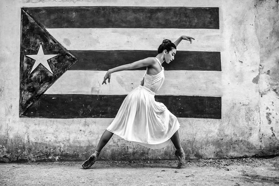 Powerful Black and White Photos by Luis Casadevall That Reveal the Soul of Cuba