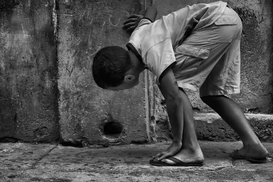 Powerful Black and White Photos by Luis Casadevall That Reveal the Soul of Cuba