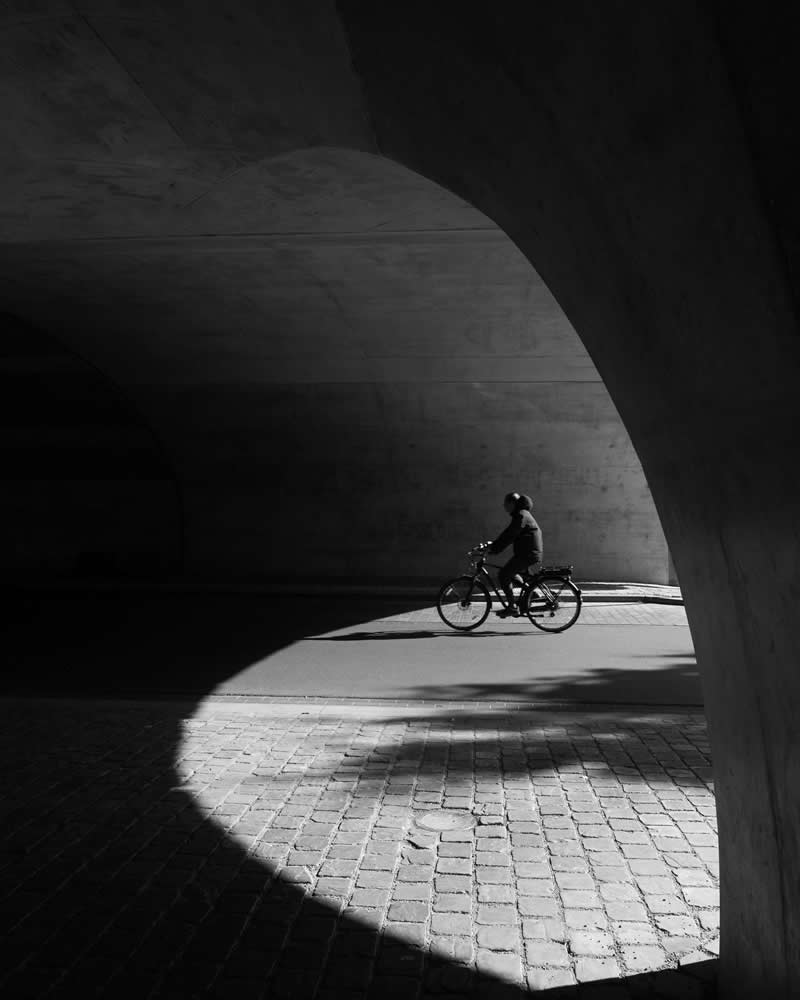 Black and White Street Photography by Selaru Ovidiu