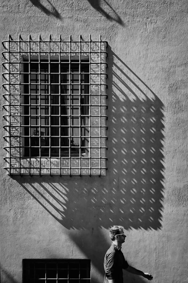 Black and White Street Photography by Selaru Ovidiu