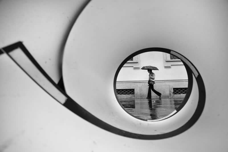 Black and White Street Photography by Selaru Ovidiu