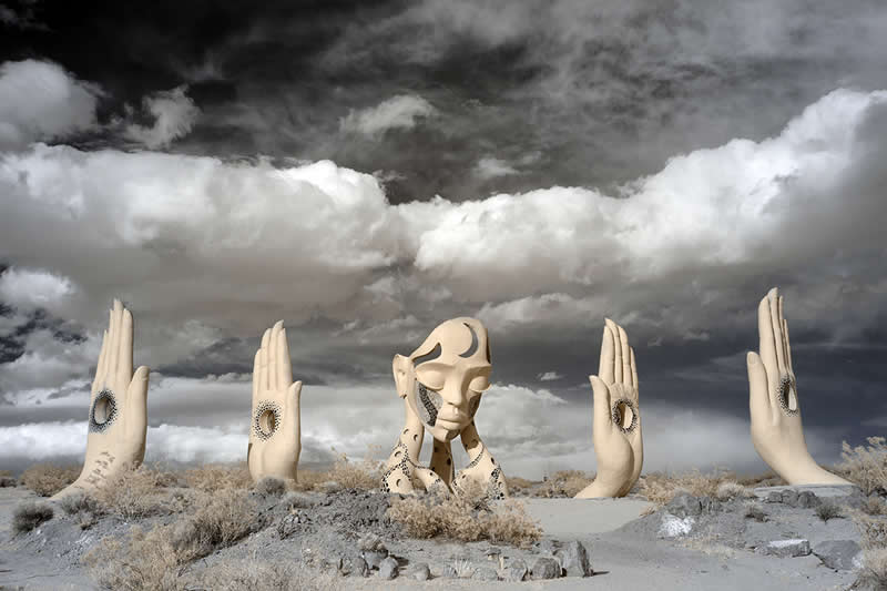 The Portal by Luciano Demasi, United States - Street and Travel Photographs from the Chromatic Photography Awards