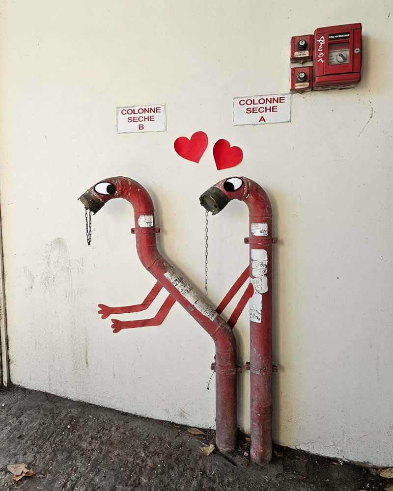 Water Pipes - Funny Creative Street Artworks by Oak Oak