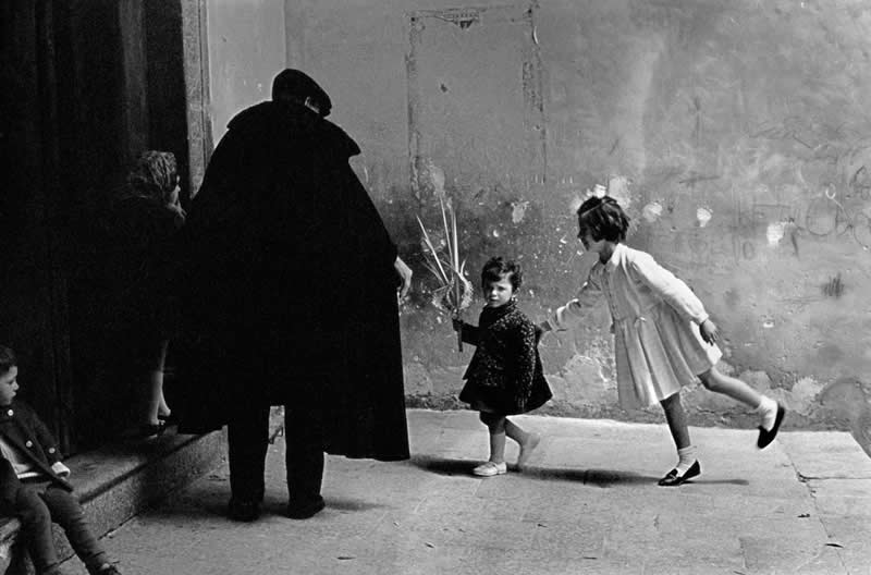 Master Photographer Ferdinando Scianna